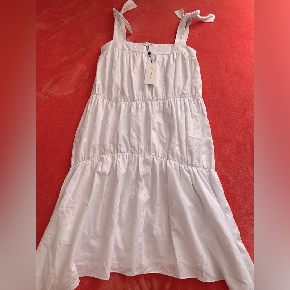 BNWT Madison the Label Kady Dress